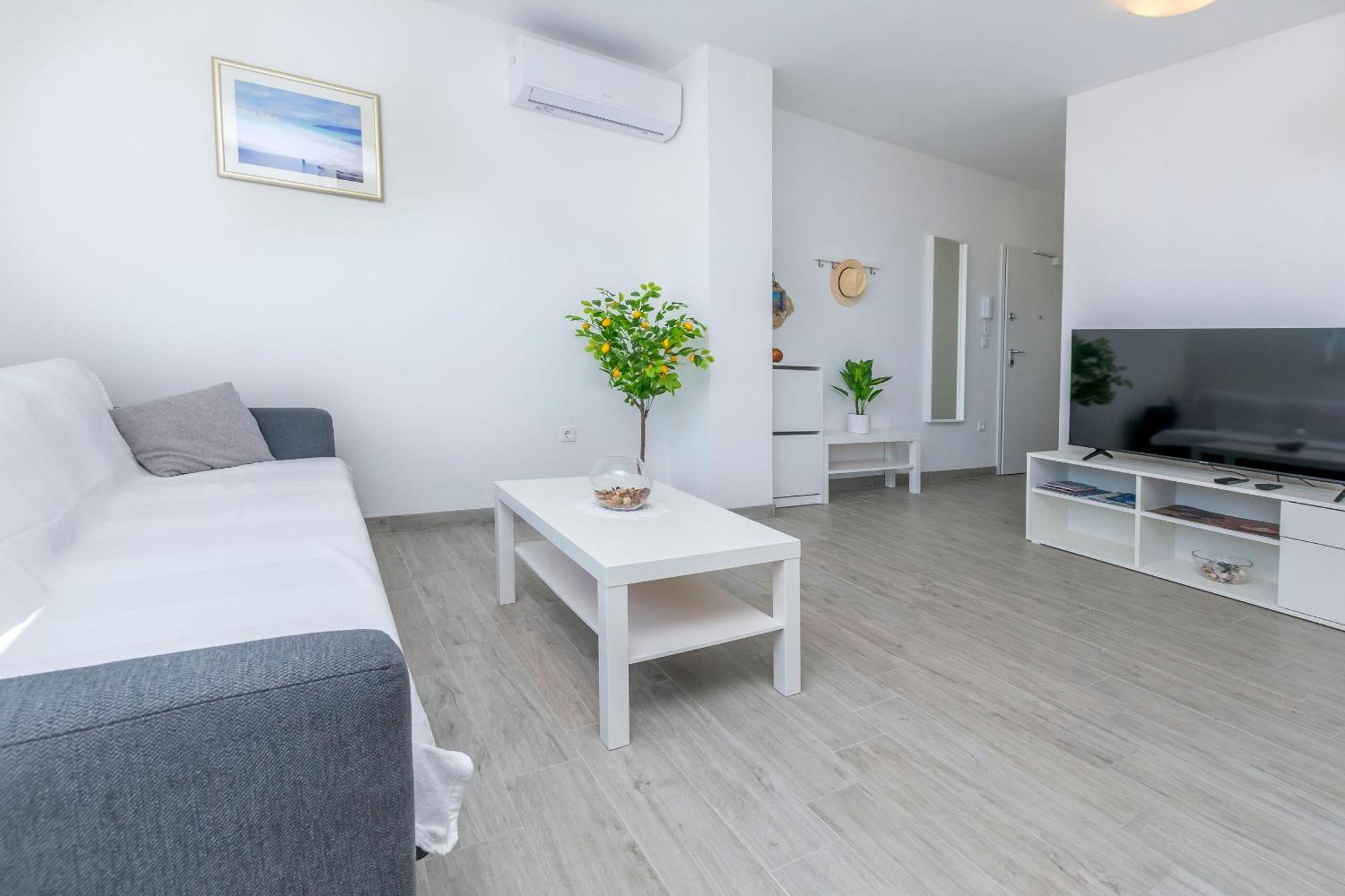 Apartments Tonka プリモシュテン 部屋 写真
