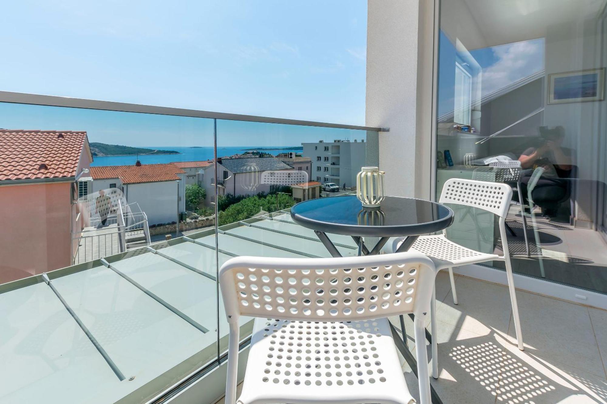 Apartments Tonka プリモシュテン 部屋 写真